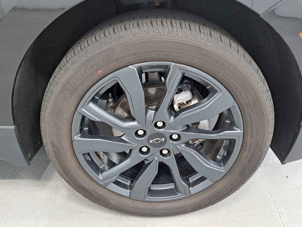 Used 2023 Chevrolet Equinox RS w/ RS Leather Package FWD image 36