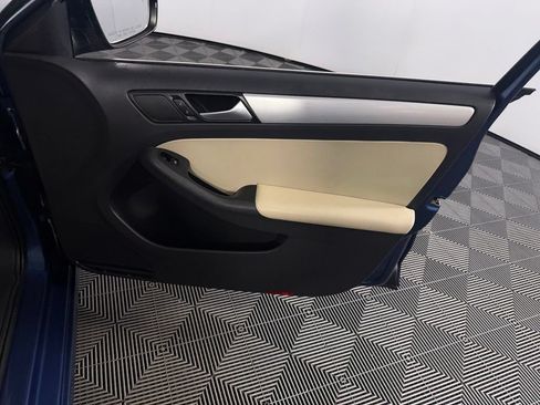 Used 2018 Volkswagen Jetta SEL FWD image 29