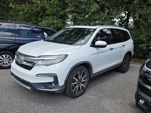 Used 2020 Honda Pilot Elite image 4
