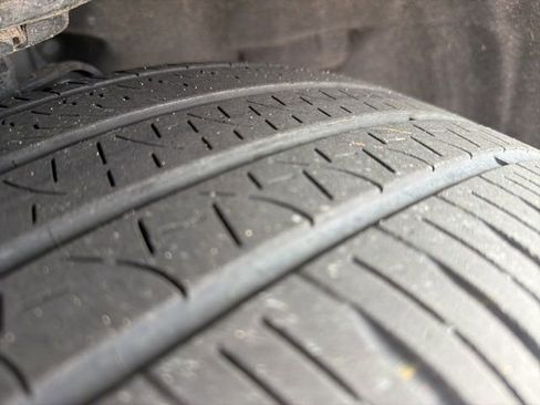 Used 2022 Ford Explorer ST w/ Equipment Group 401A image 4