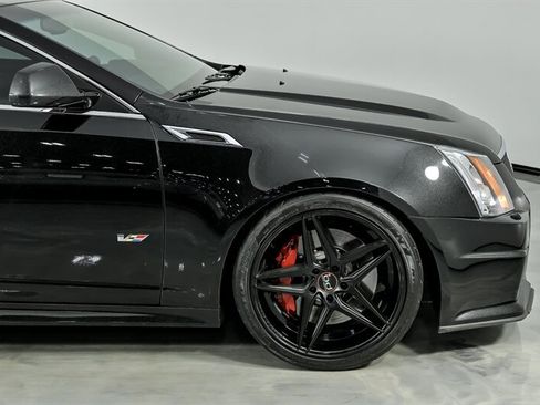 Used 2011 Cadillac CTS V image 14