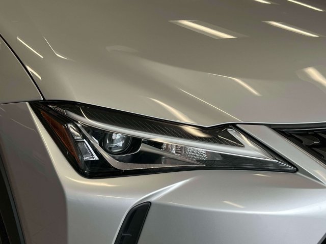 Certified 2020 Lexus UX 250h w/ Premium Package AWD/4WD image 11