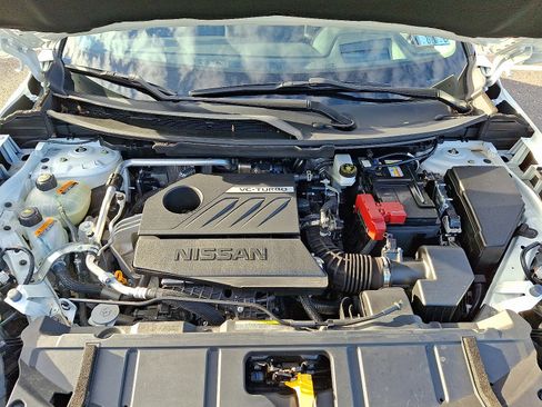 Used 2024 Nissan Rogue Platinum w/ Platinum Premium Package image 28