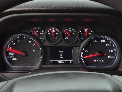 Used 2023 Chevrolet Silverado 1500 Custom image 17