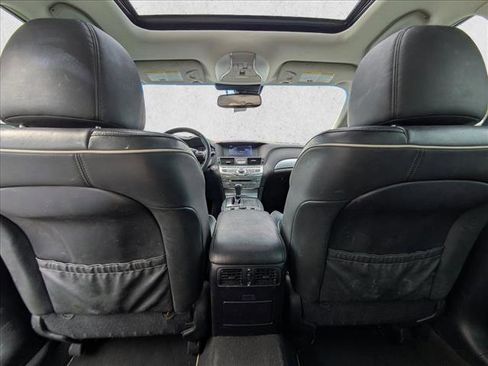 Used 2016 INFINITI Q70 3.7 image 19
