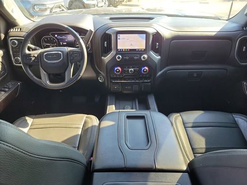 Used 2022 GMC Sierra 2500 Denali w/ Denali Ultimate Package image 11