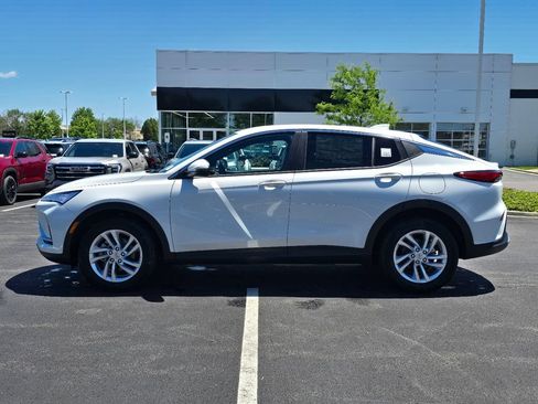 New 2026 Buick Envista Preferred FWD image 10