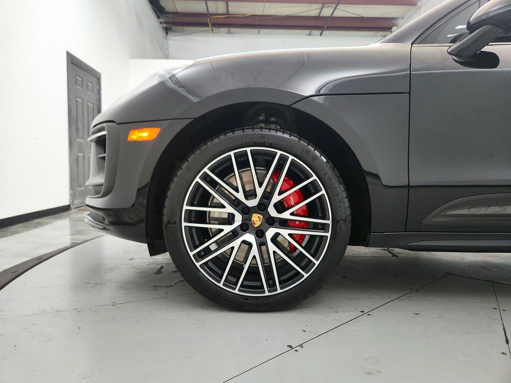 Used 2022 Porsche Macan GTS AWD/4WD image 32