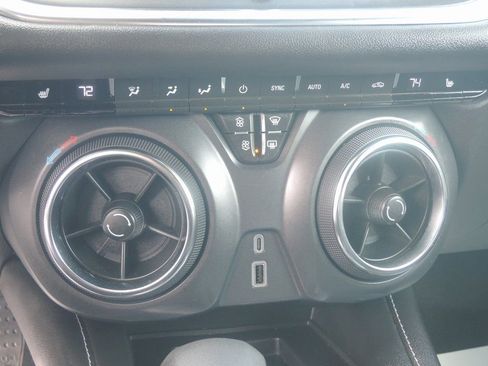 Used 2024 Chevrolet Blazer LT w/ Convenience Package image 19