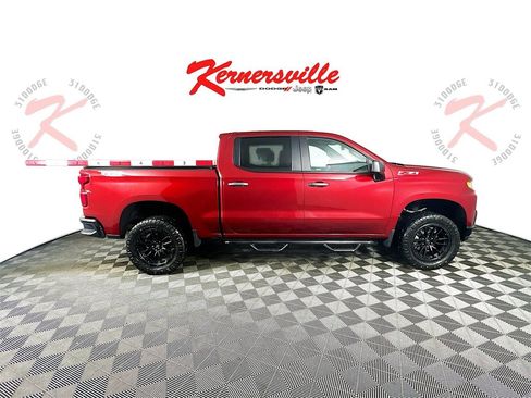 Used 2019 Chevrolet Silverado 1500 Custom Trail Boss w/ Custom Convenience Package image 8