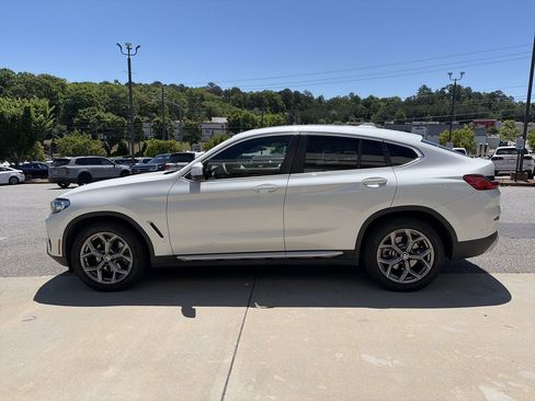 Certified 2025 BMW X4 xDrive30i AWD/4WD image 5