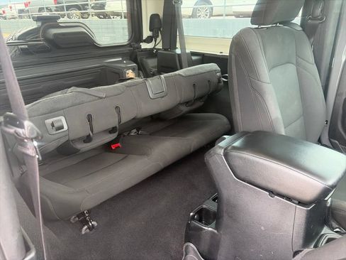 Used 2021 Jeep Wrangler Sport AWD/4WD image 15