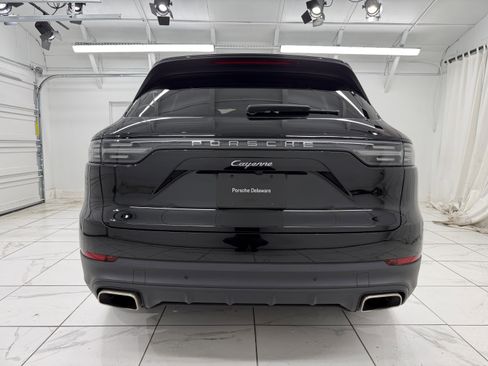 Certified 2023 Porsche Cayenne AWD/4WD image 13