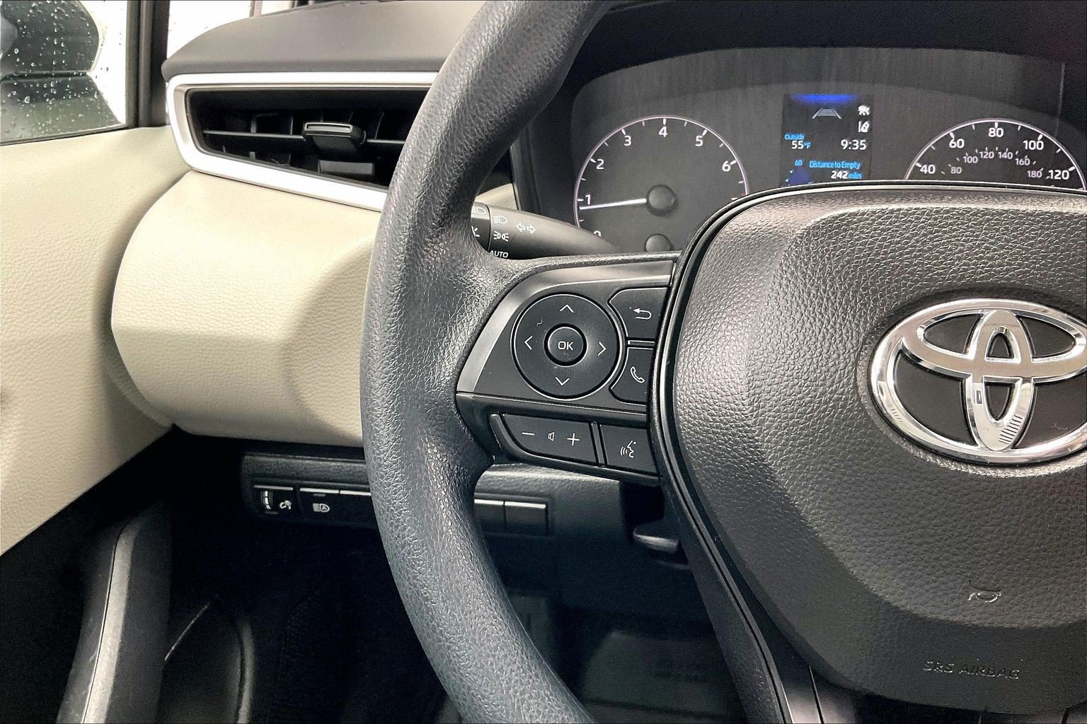 Used 2024 Toyota Corolla LE FWD image 19