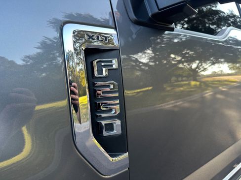 Used 2022 Ford F250 XLT w/ XLT Premium Package image 43