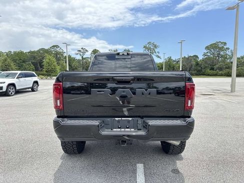 Used 2026 RAM 2500 Limited AWD/4WD image 4