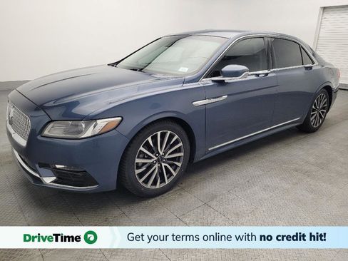 Used 2019 Lincoln Continental Select image 1