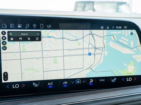 Used 2025 Chevrolet Tahoe LT image 36