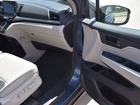 Used 2025 Honda Odyssey EX-L image 15