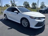 Used 2021 Toyota Camry LE image 2