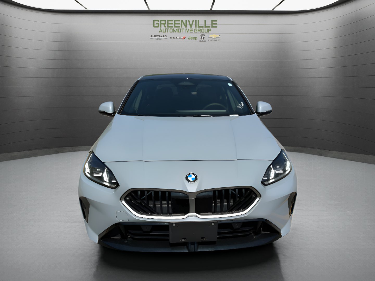 Used 2025 BMW 228i xDrive AWD/4WD image 2