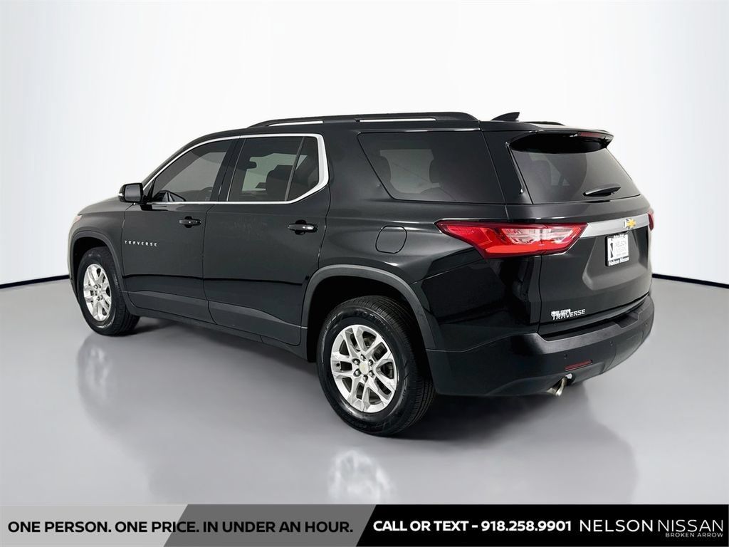 Used 2021 Chevrolet Traverse LT FWD image 7