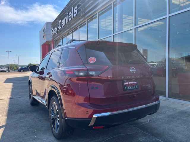 Certified 2026 Nissan Rogue Platinum AWD/4WD image 2