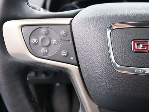 Used 2023 GMC Terrain Denali w/ Denali Premium Package AWD/4WD image 21
