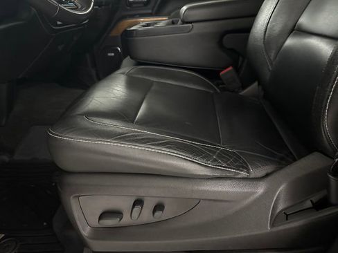 Used 2018 Chevrolet Silverado 1500 LTZ w/ Sport Package image 12