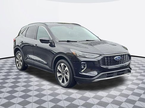 Used 2023 Ford Escape Platinum AWD/4WD image 8