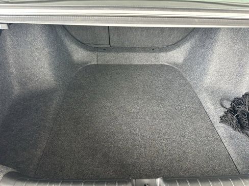 Used 2018 Honda Accord Touring image 33