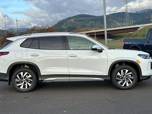 New 2026 Volkswagen Tiguan S AWD/4WD image 2