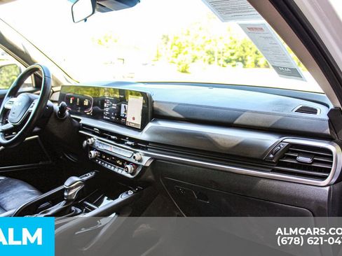 Used 2025 Kia Telluride S FWD image 24