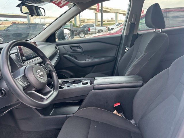 Used 2024 Nissan Rogue S AWD/4WD image 34