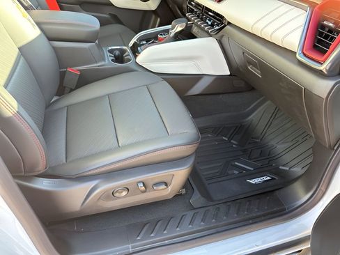 New 2026 GMC Canyon AT4X image 15