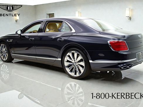 Certified 2022 Bentley Flying Spur V8 image 7