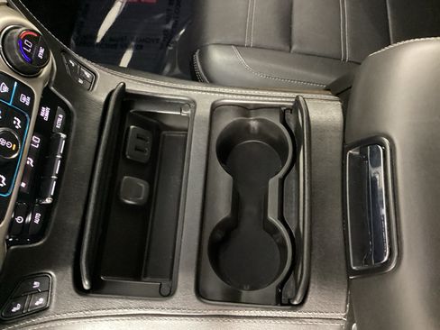 Used 2018 GMC Yukon XL Denali AWD/4WD image 27