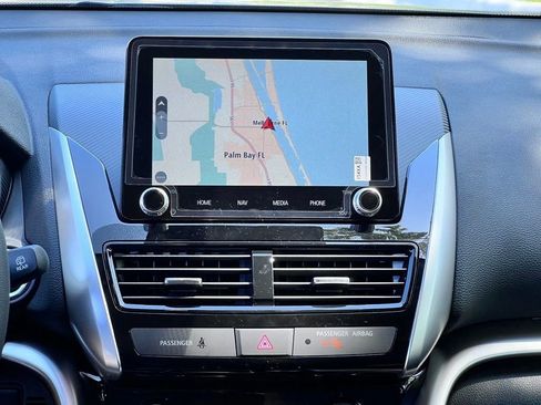 New 2024 Mitsubishi Eclipse Cross SE image 7