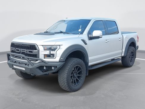 Used 2018 Ford F150 Raptor w/ Equipment Group 802A Luxury image 1