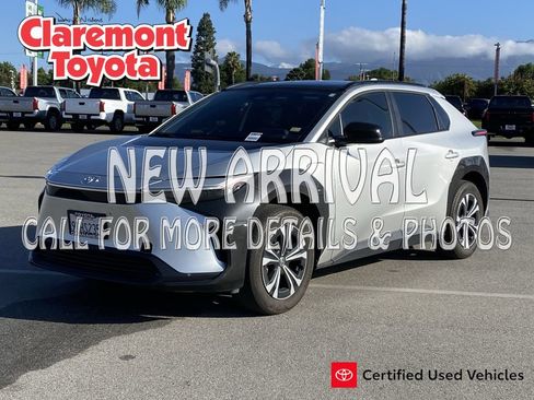 Used 2023 Toyota bZ4X XLE w/ Weather Package image 1