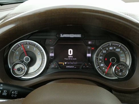 Used 2022 RAM 1500 Limited image 5