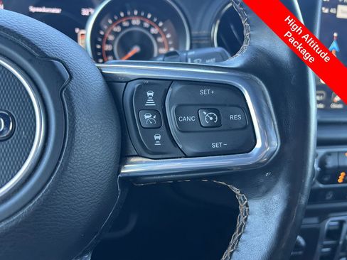 Used 2021 Jeep Wrangler Unlimited Sahara image 14