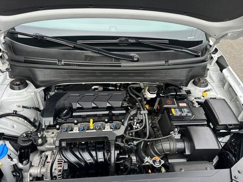 Used 2023 Hyundai Venue SEL w/ Cargo Package image 33