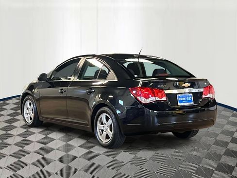 Used 2014 Chevrolet Cruze LT FWD image 3