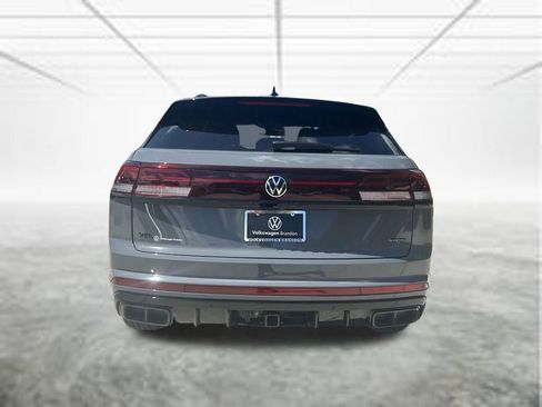 New 2026 Volkswagen Atlas Cross Sport SEL R-Line AWD/4WD image 4