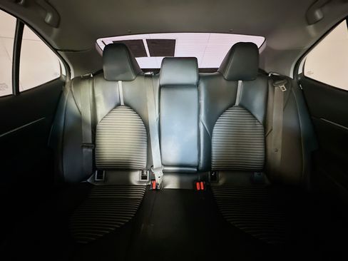 Used 2023 Toyota Camry SE image 29