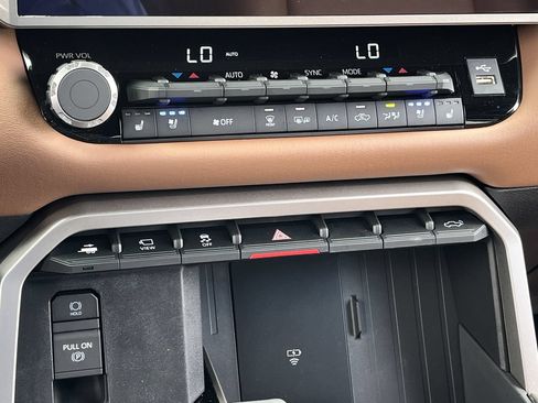 New 2026 Toyota Tundra 1794 Edition AWD/4WD image 18