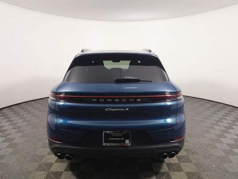 Used 2025 Porsche Cayenne S AWD/4WD image 6
