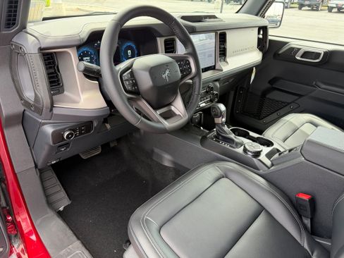 New 2026 Ford Bronco Outer Banks AWD/4WD image 10