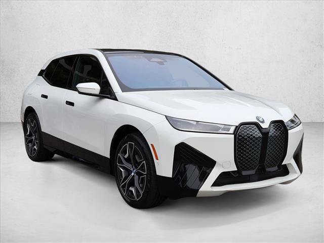 Certified 2023 BMW iX xDrive50 w/ Sport Package AWD/4WD image 4